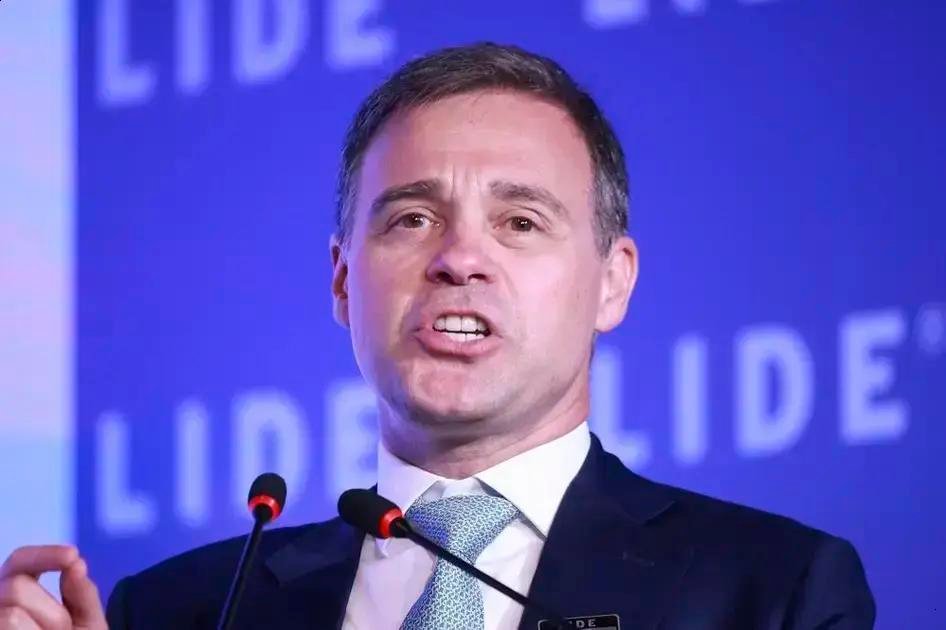 André Mendonça alerta para insegurança jurídica no Brasil em evento empresarial