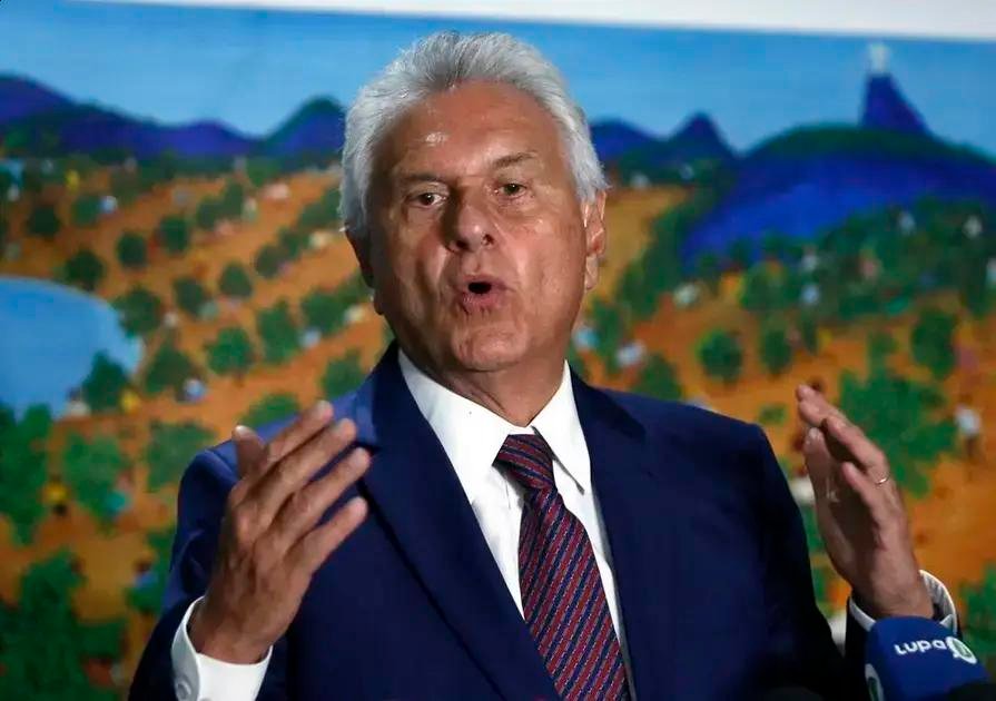 Governador Caiado comenta prisão de Jair Bolsonaro como triste capítulo