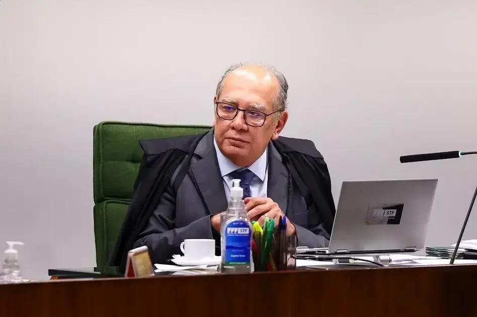 Gilmar Mendes suspende dispositivos da Lei do Impeachment para ministros do STF